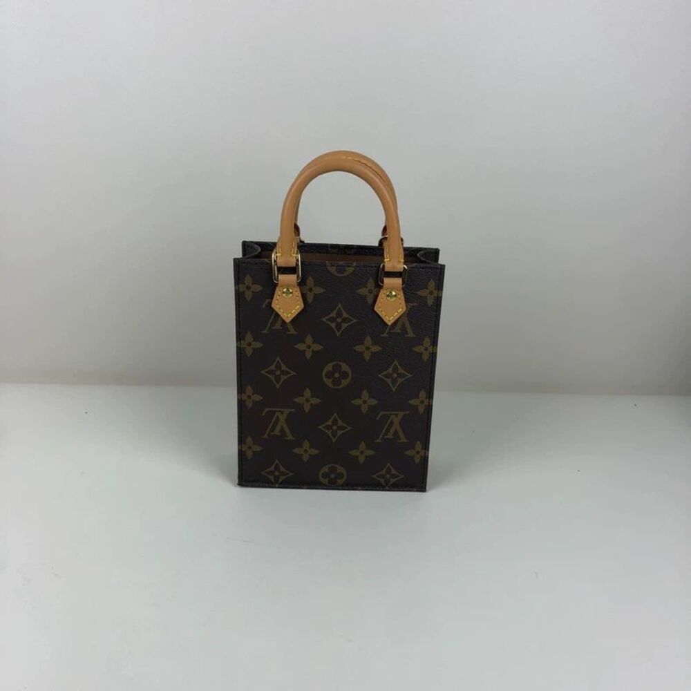 Louis Vuitton Women Pre-Owned Bag Very Good Condition - Picture 4 of 9